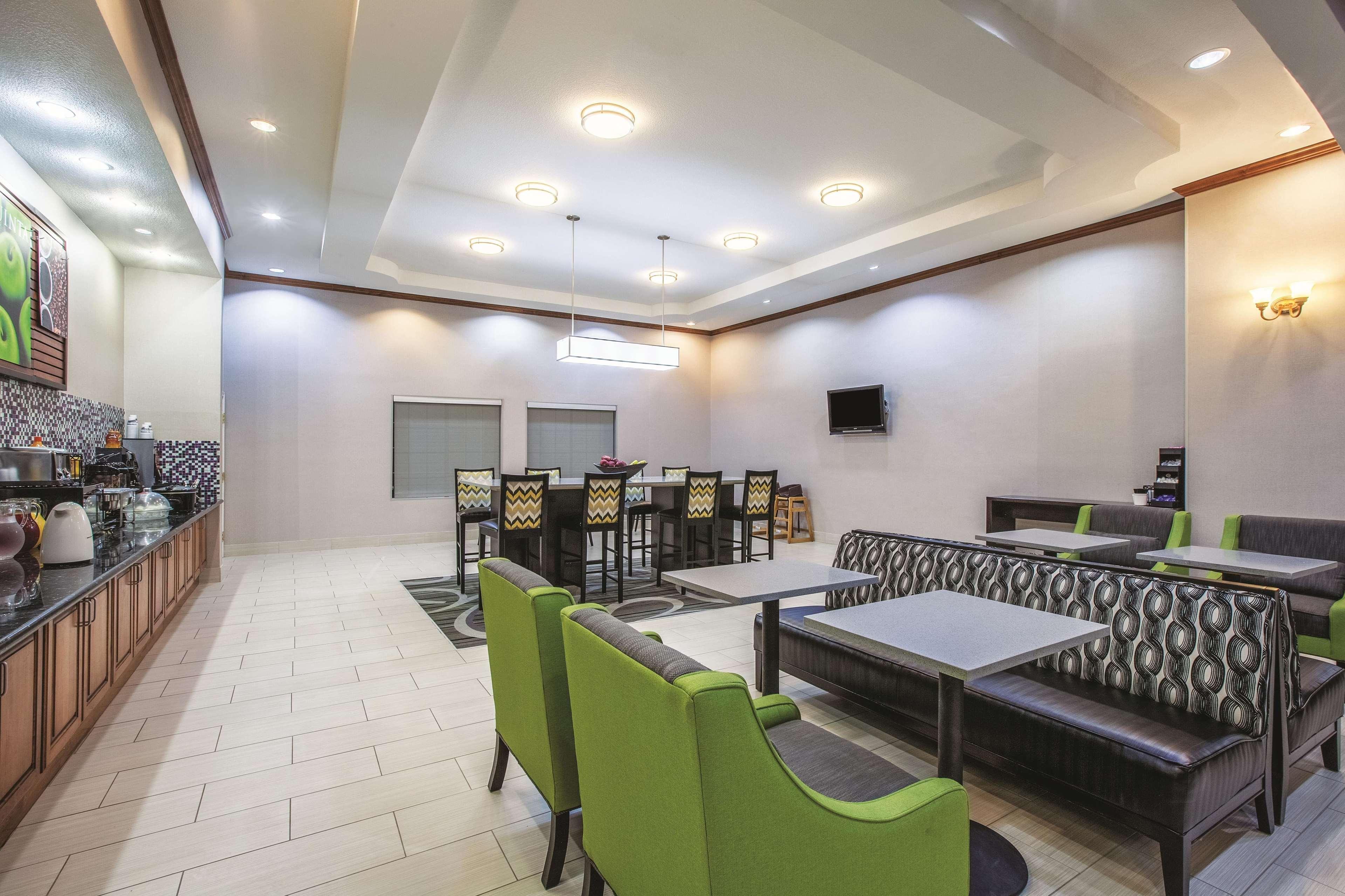 La Quinta By Wyndham גיינסוויל מראה חיצוני תמונה