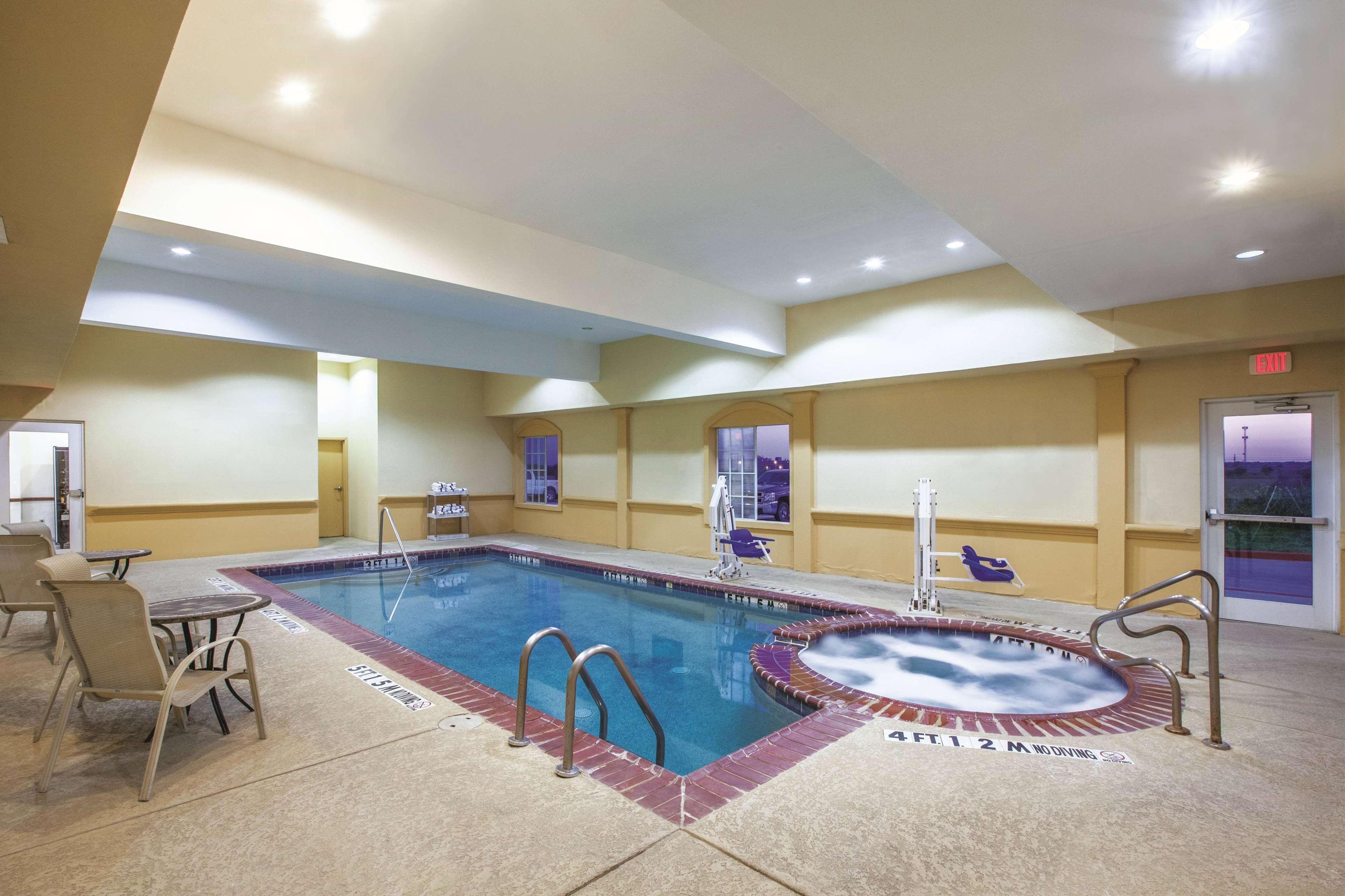 La Quinta By Wyndham גיינסוויל מראה חיצוני תמונה