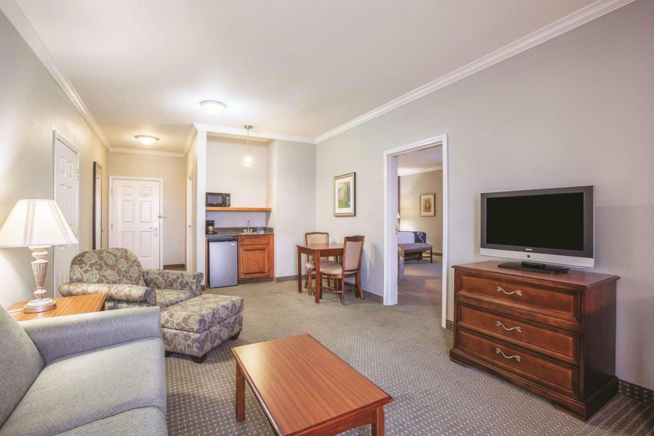 La Quinta By Wyndham גיינסוויל מראה חיצוני תמונה